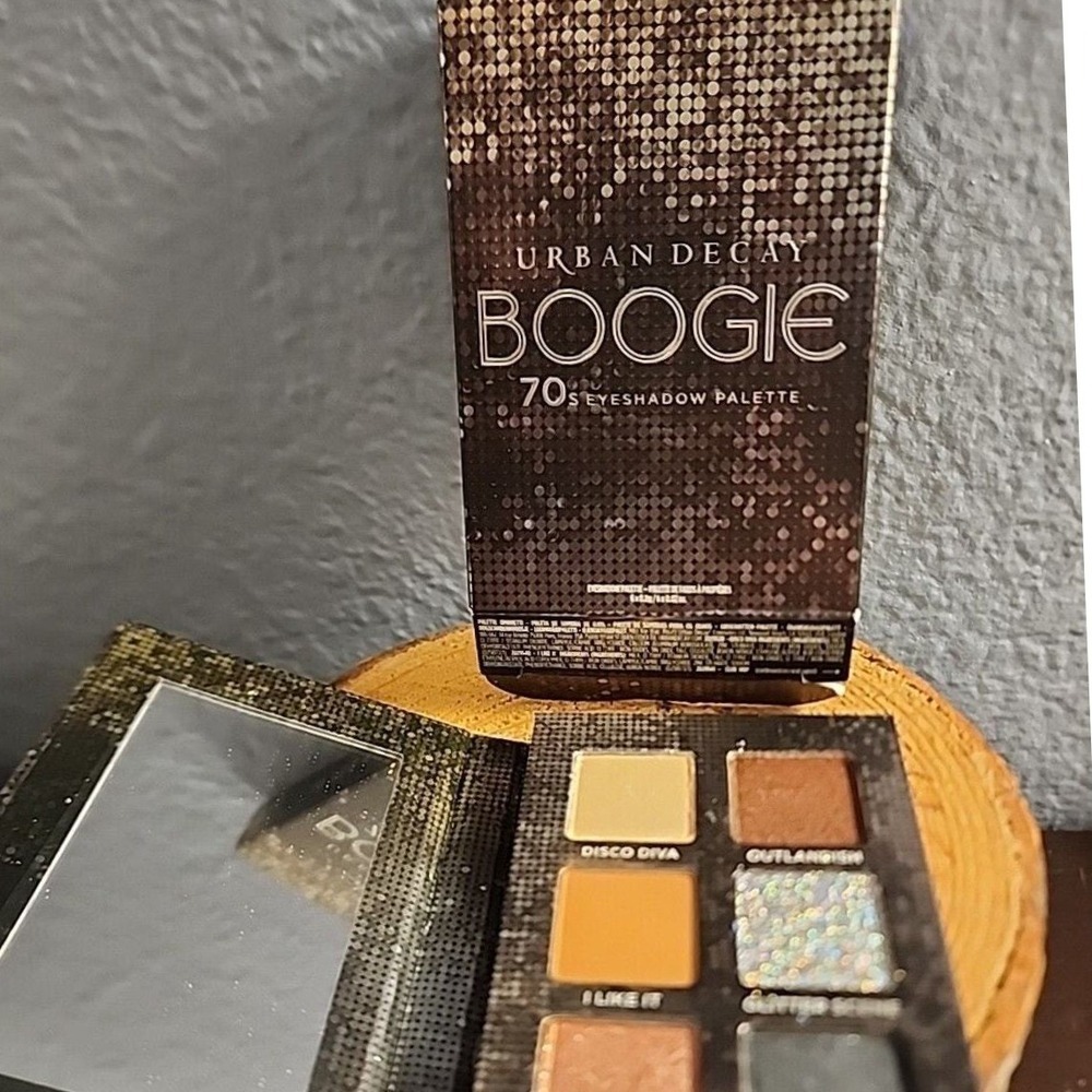NIB Urban Decay Decades‎ Mini Eyeshadow Palette - Boogie